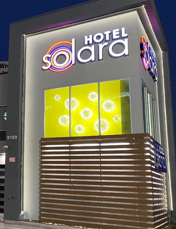 Hotel Solara I-45 & Hobby Airport Houston Exterior photo